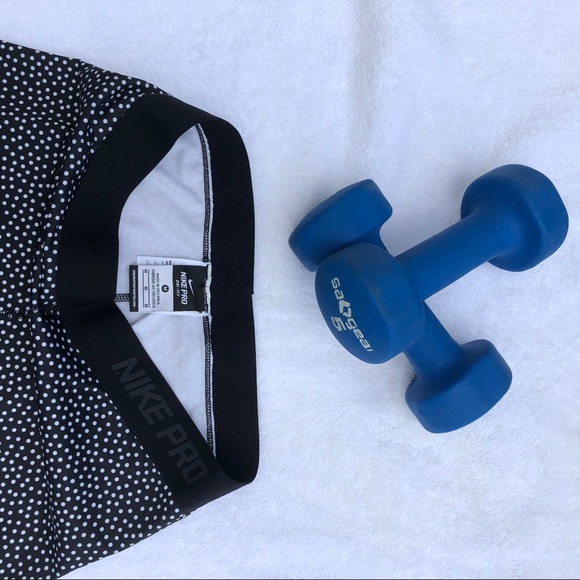 Nike work out leggings - Picture 3 of 7